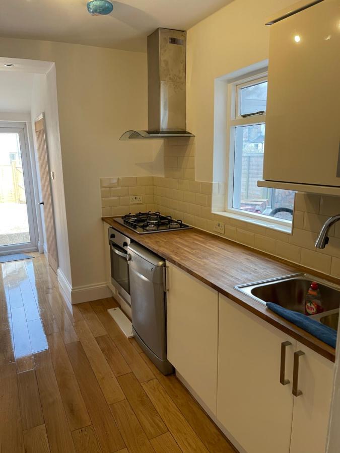 Lovely Room In Bristol 5 外观 照片